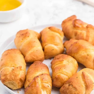 Crescent Cheese Rolls