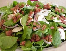 Crispy Bacon And Fresh Spinach Salad Recipe