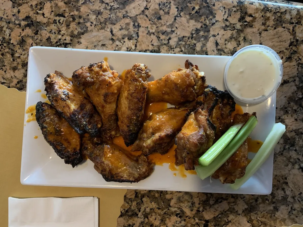 Crispy Classic Buffalo Wings Recipe – Perfect Game Day Snack