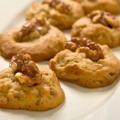 Crispy Homemade Walnut Delight Cookies
