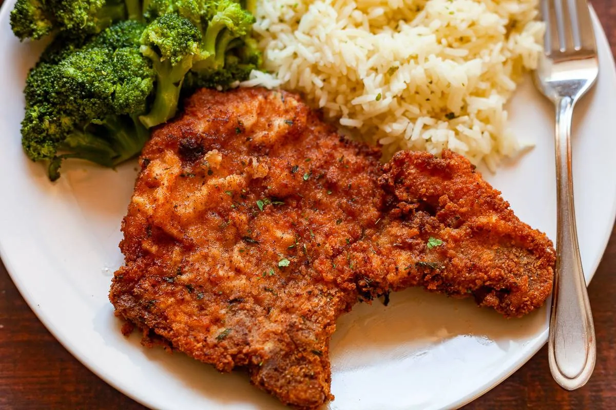 Crispy Southern-Style Pan-Fried Pork Chops