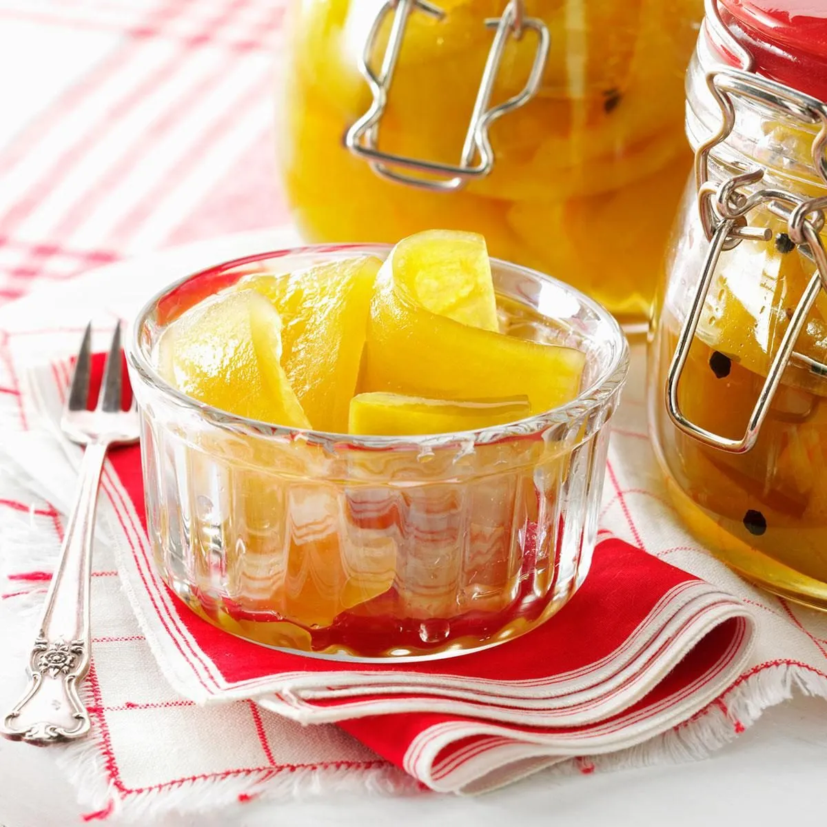 Crispy Watermelon Rind Pickle Delight: A Unique Twist on Classic Pickles