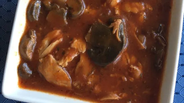 Crock Pot Chicken Stew With Mushrooms