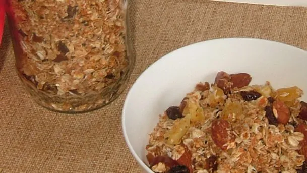 Crunchy Swiss Muesli Cereal Recipe