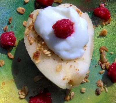 Crunchy Yoghurt And Raspberry Pears