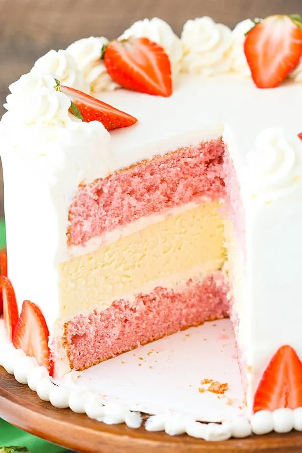 Decadent Cheesecake Cream-Filled Strawberries Recipe