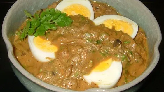 Delhi-Style Egg Curry