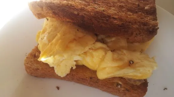Delicious Egg-Stuffed Toast Sandwich Recipe