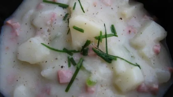 Delicious Ham And Potato Soup