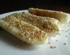Delicious Honey-Glazed Bananas With Sesame Seeds