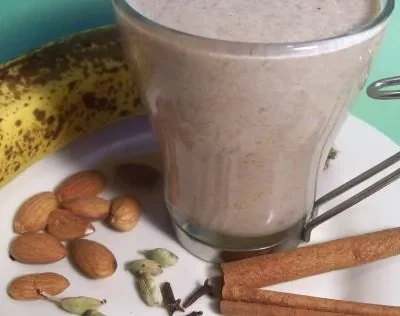 Deliciously Healthy Spiced Date Smoothie Recipe