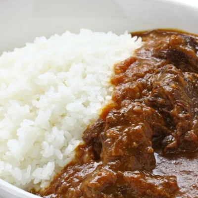 Delightful Coconut Beef Curry With