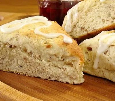 Double Maple Syrup Scones