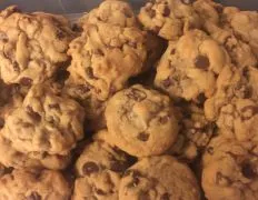 Easy Chocolate Chip Oatmeal Cookies