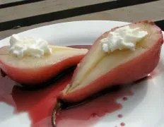 Easy Elegant Cinnamon Spiced Poached Pears Recipe