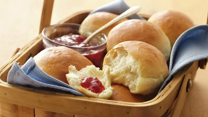 Easy Homemade Dinner Rolls Recipe for Bread Machines