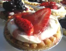 Easy Mini Strawberry Cheesecake Tart Recipe