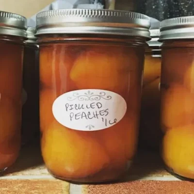 Easy Pickled Peaches