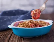 Easy Romantic Strawberry Crisp Recipe For Couples