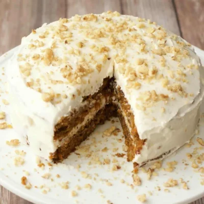 Easy And Delicious Plant-Based Carrot Cake Recipe