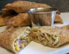 Egg Rolls With Peanut Dipping Sauce