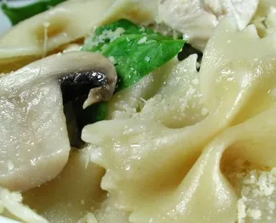 Farfalle Con Pollo E Spinaci