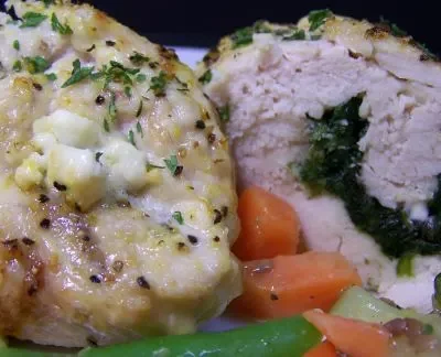 Feta-Stuffed Chicken Breasts with Spinach: A Flavorful Dinner Idea