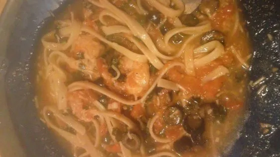 Fettuccine With Shrimp, Tomatoes And