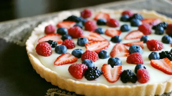 Five Star White Chocolate Fruit Tart