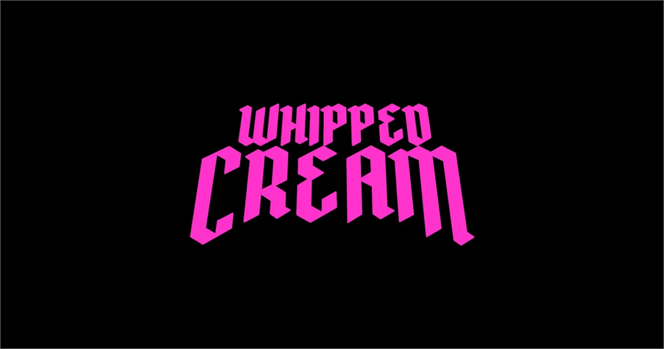 Fluffy Homemade Whipped Cream Recipe – Perfect Topping for Any Dessert