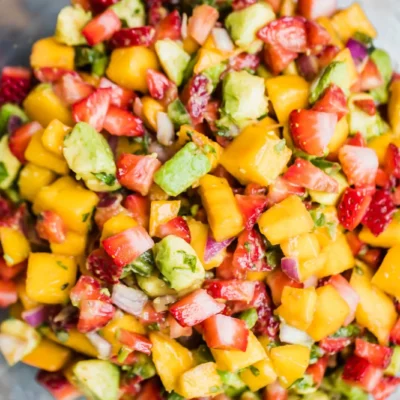 Fresh Spinach And Exotic Fruit Salsa Salad Recipe