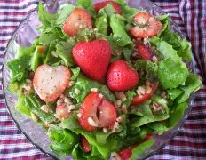 Fresh Spinach and Strawberry Salad with Homemade Dressing