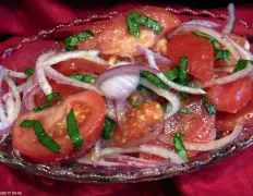Fresh and Juicy Heirloom Tomato Salad Recipe
