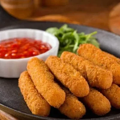 Fried Mozzarella Cheese Sticks