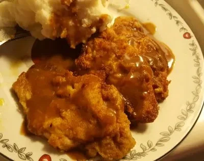 Fried Pork Chops With Brown Milk Gravy