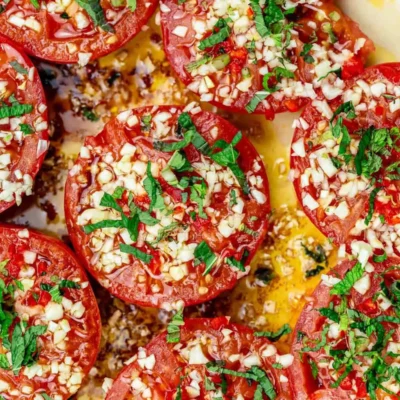Fried Tomatoes With Garlic