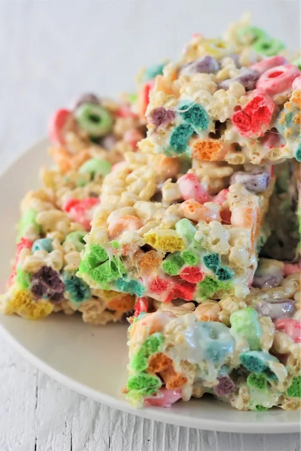 Fruit And Mallow Crispy Bars