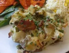 Garlic-Bacon Cheesy Potatoes With A Spicy Twist
