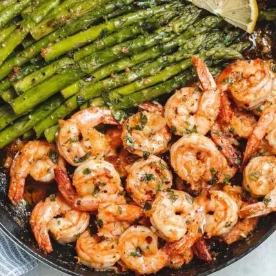 Garlic Shrimp With Asparagus