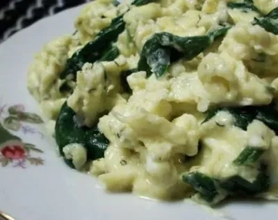 Greek-Style Spinach and Feta Scrambled Eggs Recipe