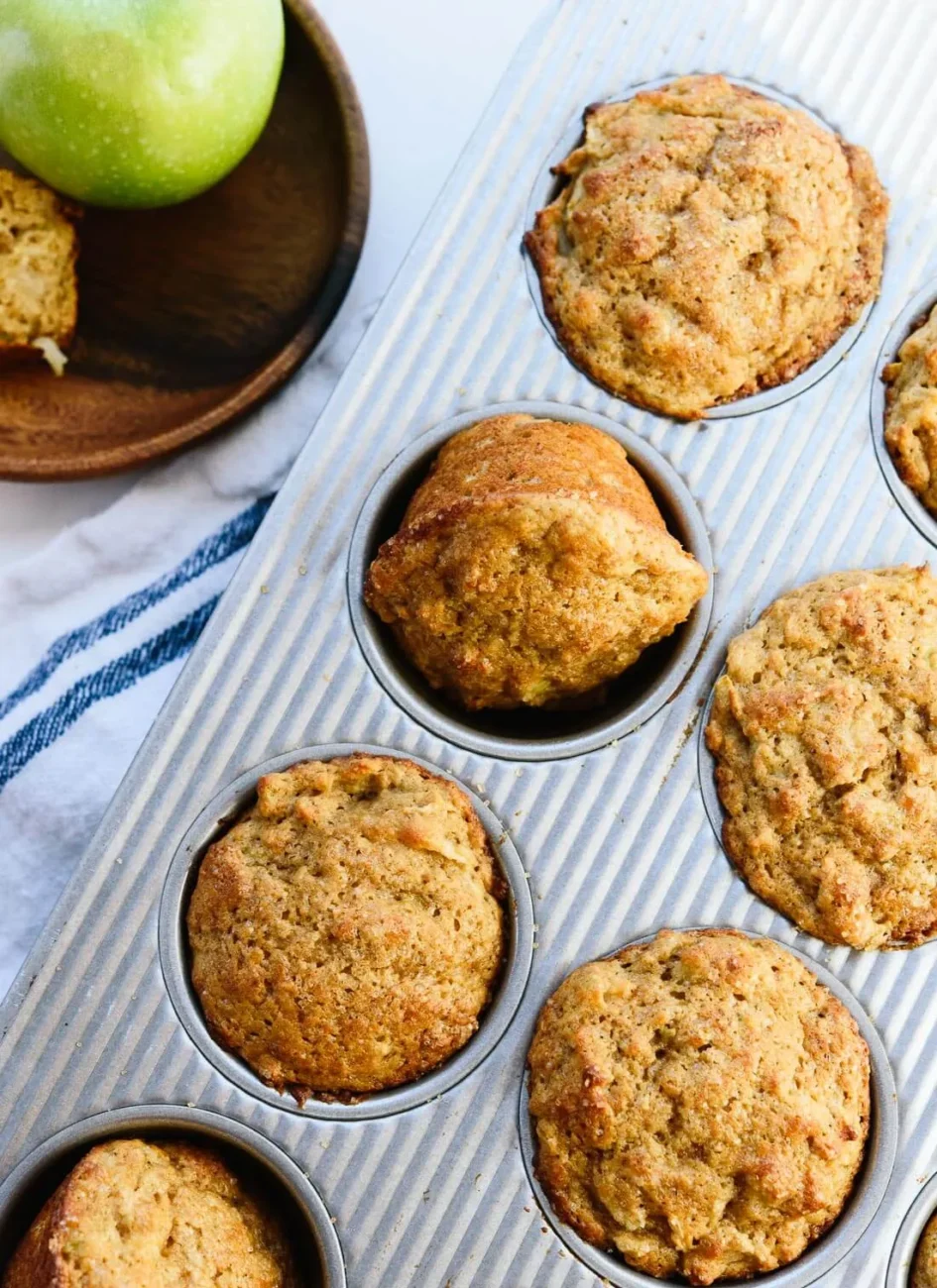 Healthy Apple ,And Honey Of Oats Muffins