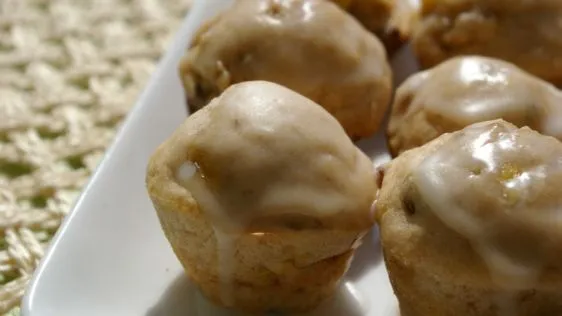 Healthy Frosted Banana Bread Muffins Recipe – Only 2 WW Points!