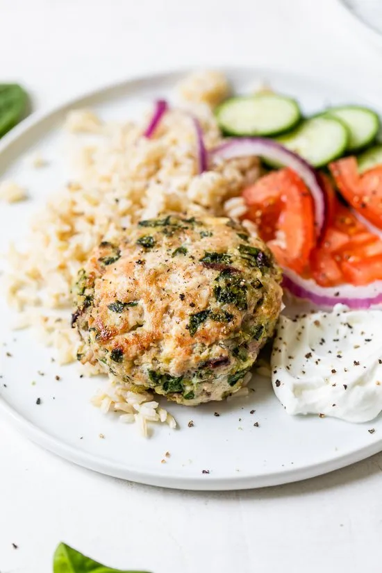 Healthy Greek-Inspired Burger Recipe – Only 4 WW Points