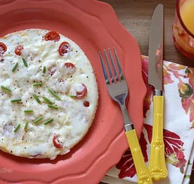 Healthy Tomato And Mozzarella Egg White Omelette Recipe