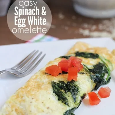 Healthy Tomato and Mozzarella Egg White Omelette Recipe
