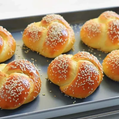 Honey Challah Rolls