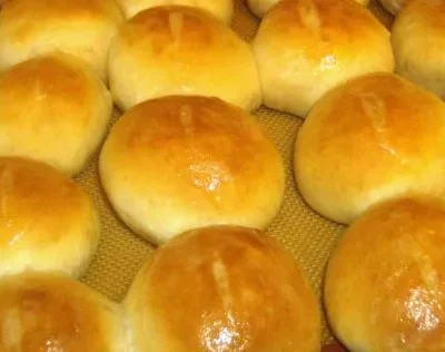 Honey Dinner Rolls