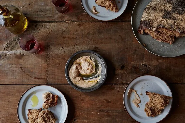 Hummus Bi Tahina Chickpea Spread With Sesame Seed