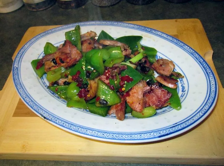 Hunan Smoked Ham Hock With Hot Black Bean