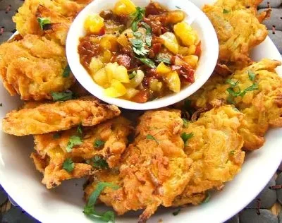 Indian Restaurant Style Onion Bhajia